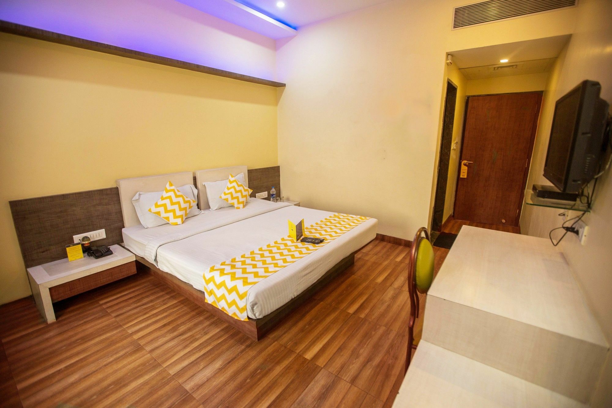 Fabhotel Bee Town Indore Exterior foto